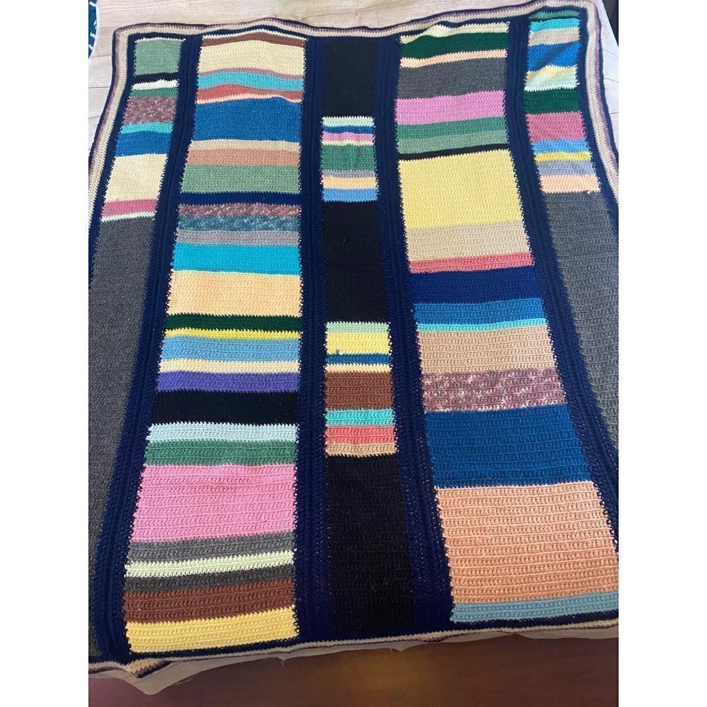 Hand Made Large Retro Rectangle Granny Blanket - 50 X 70 In